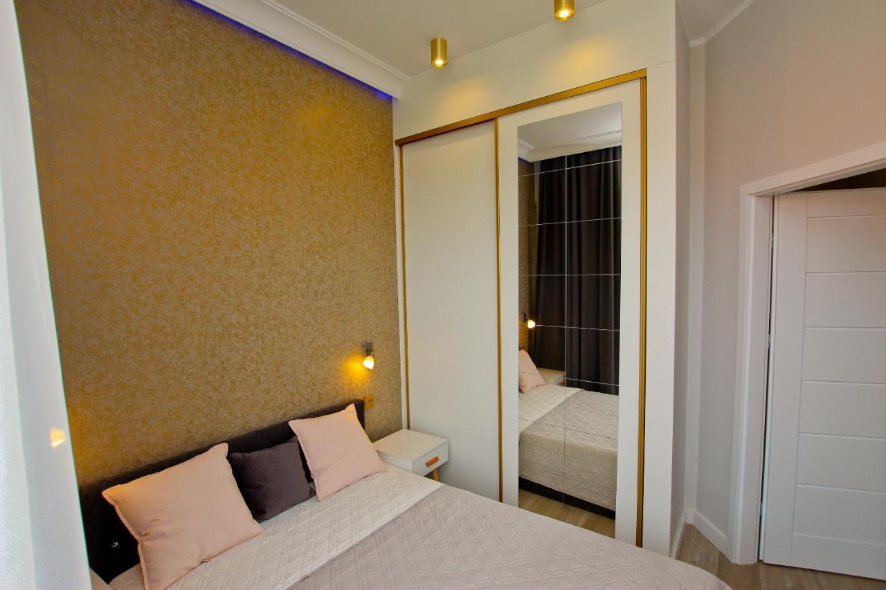 Visit Baltic - Platan Tower Victoria Apartment ชวีโนวิชแจ ภายนอก รูปภาพ