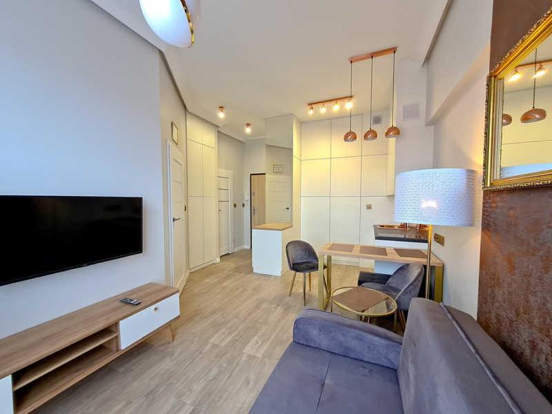 Visit Baltic - Platan Tower Victoria Apartment ชวีโนวิชแจ ภายนอก รูปภาพ