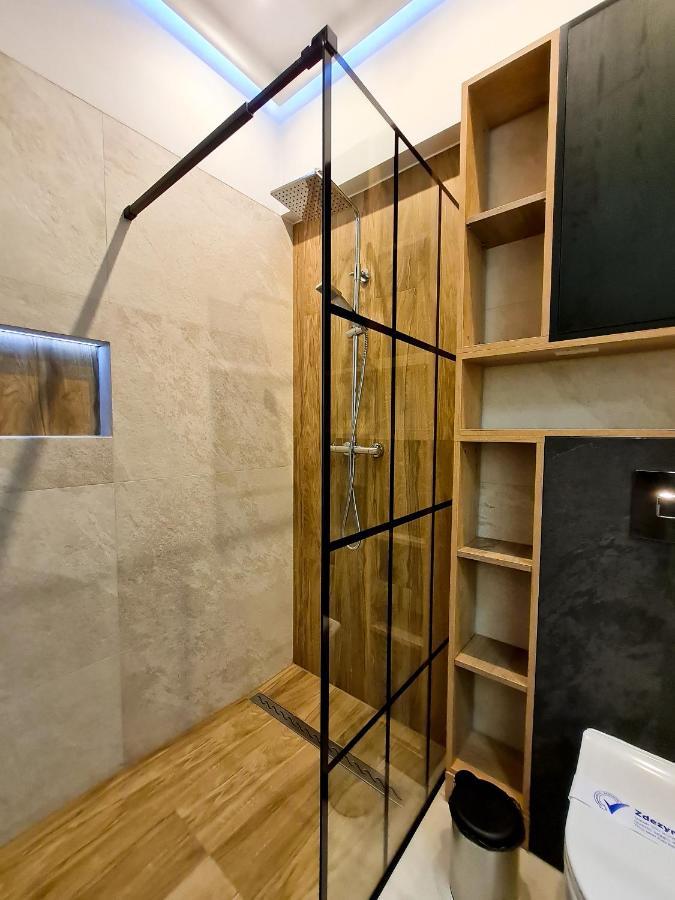 Visit Baltic - Platan Tower Victoria Apartment ชวีโนวิชแจ ภายนอก รูปภาพ